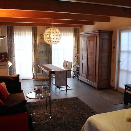 レスラート Le Coq Nientiedt Bed & Breakfast エクステリア 写真